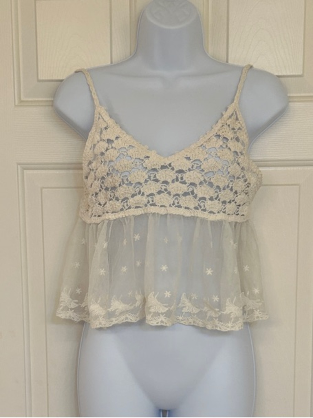 Boho Chic Crochet Knit & Embroidered Star Mesh Babydoll Cami Top Cream/Ivory